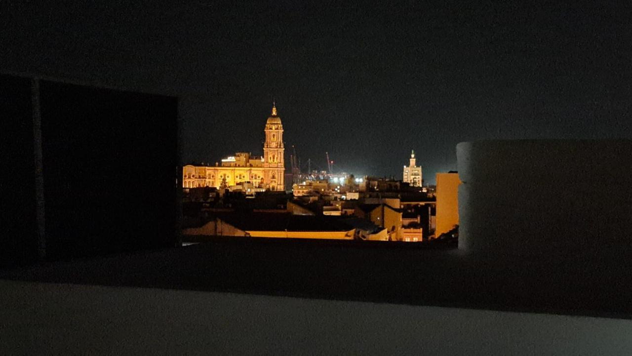 Апартаменты Penthouse With Solarium In The Center Of Malaga-Atico Con Solarium En El Centro De Малага Экстерьер фото